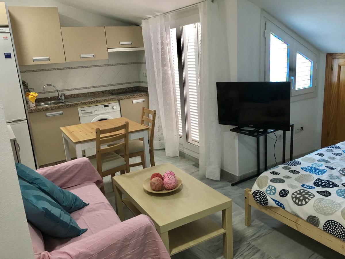 Apartamentos Maribel Málaga Exteriör bild