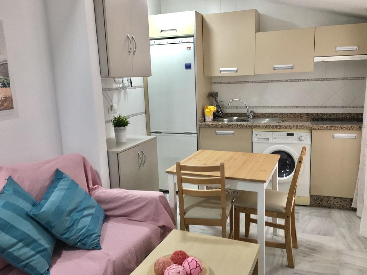 Apartamentos Maribel Málaga Exteriör bild